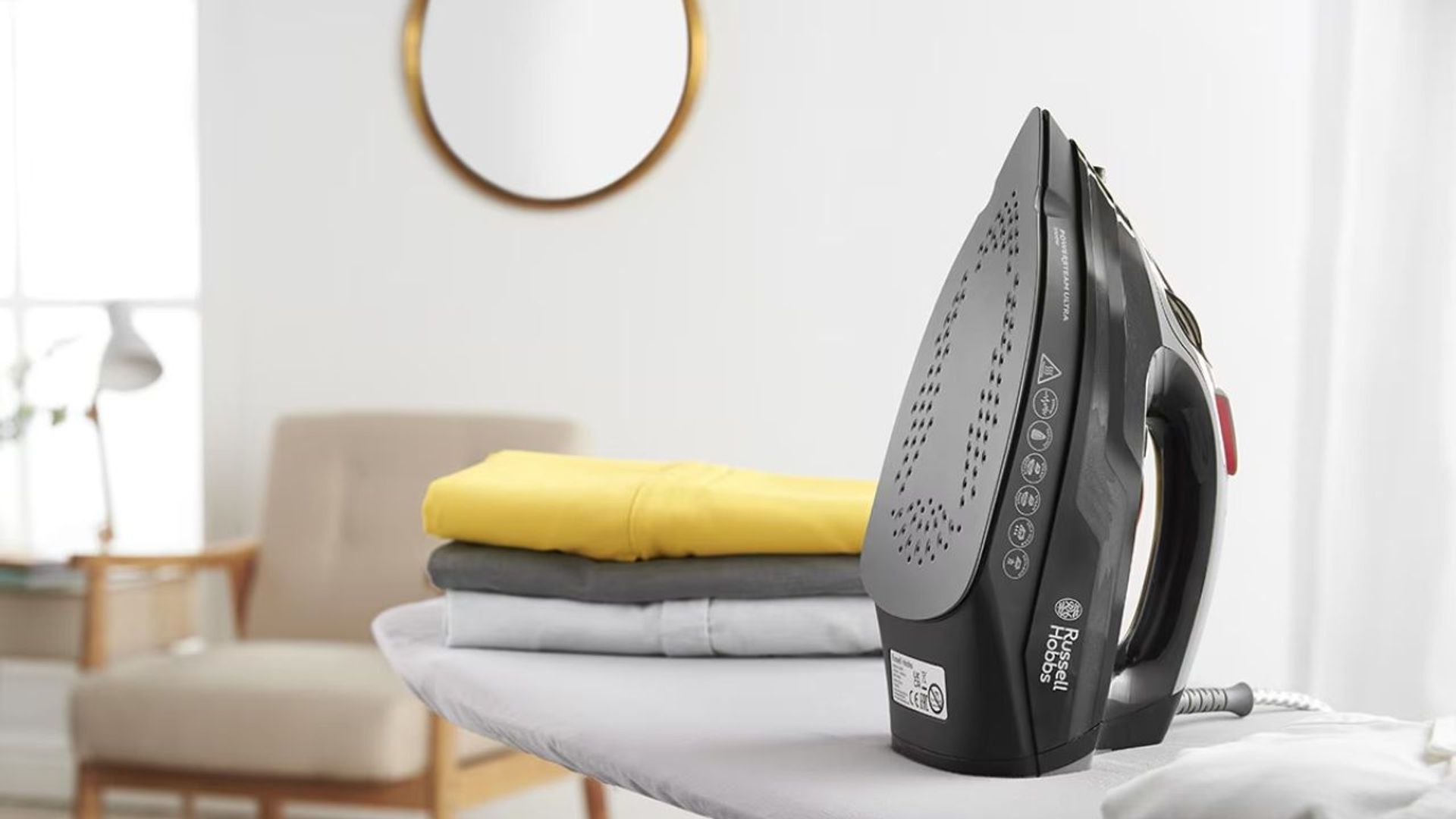 Una de las planchas de ropa favorita de los usuarios está de oferta a más del 50%