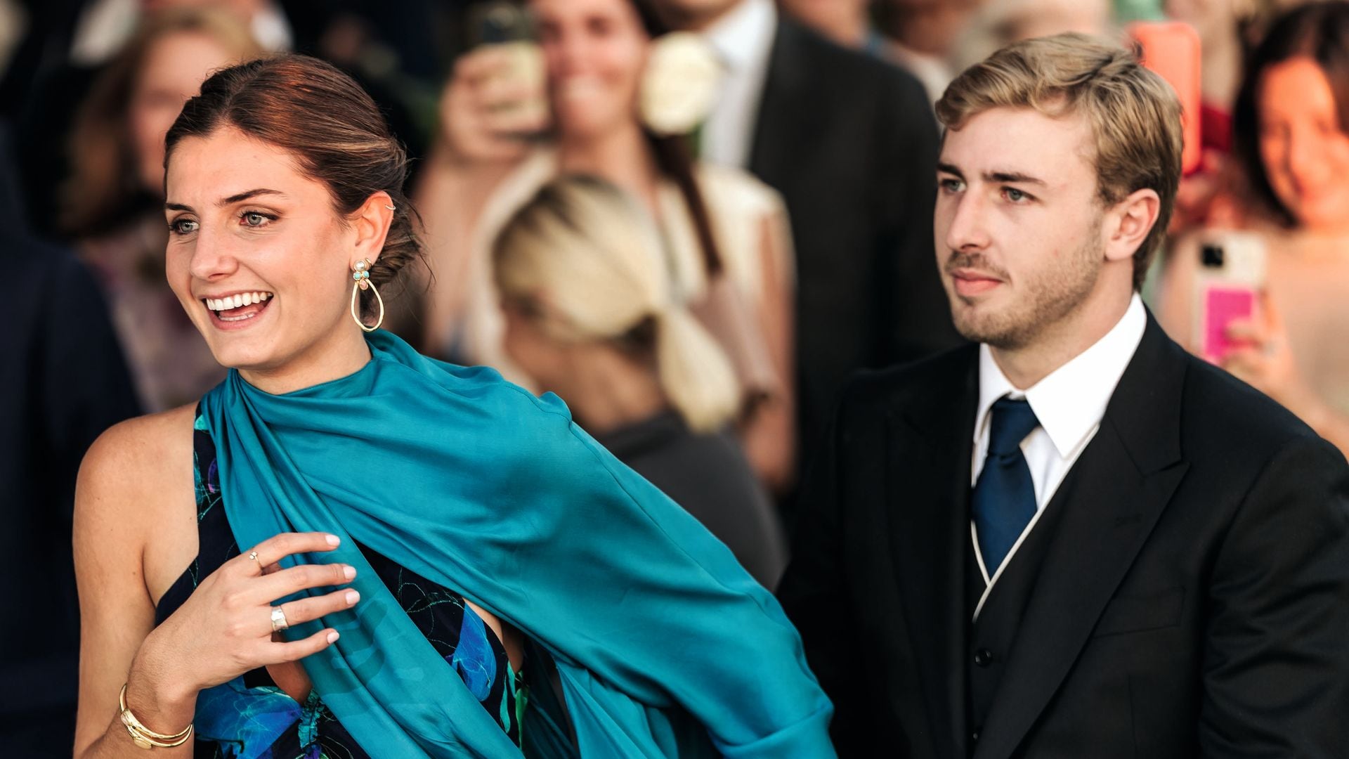 Imágenes del momentazo que protagonizaron los mellizos con los novios