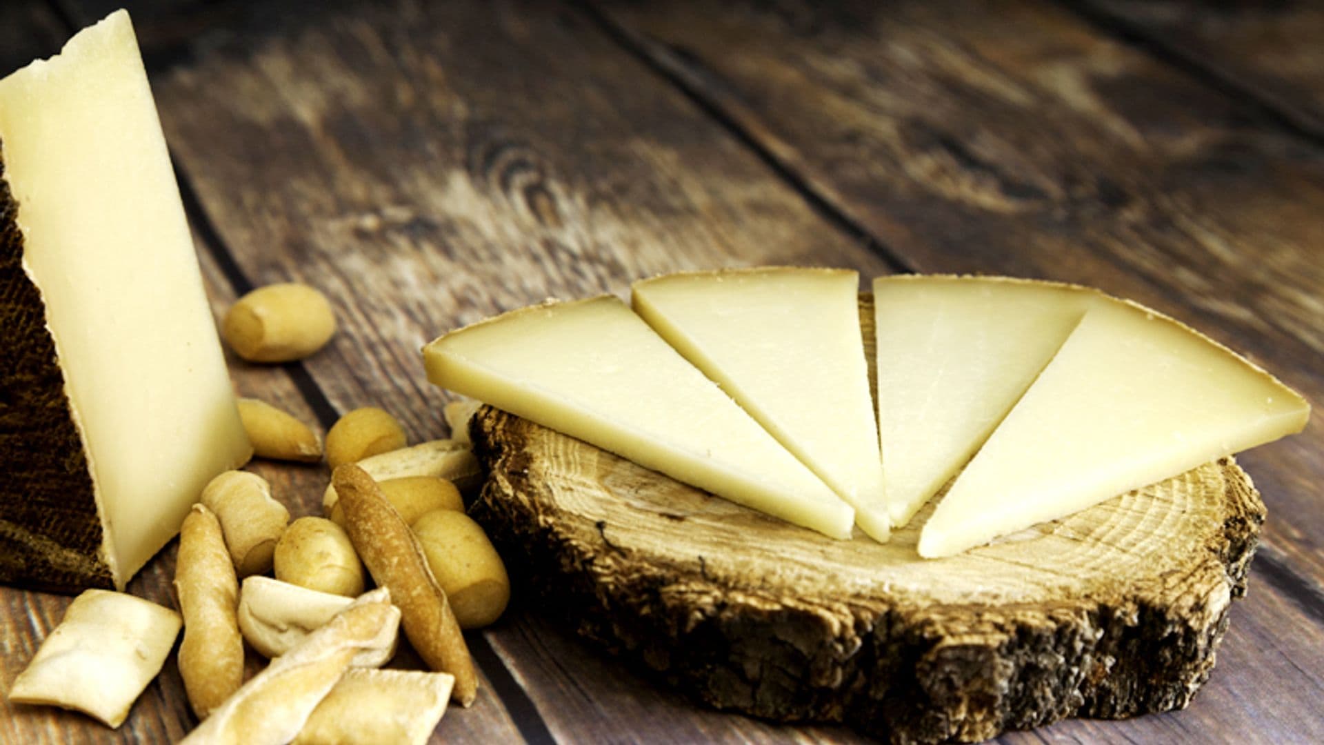 El truco infalible para reconocer un buen Manchego y que no te la den con queso (falso)