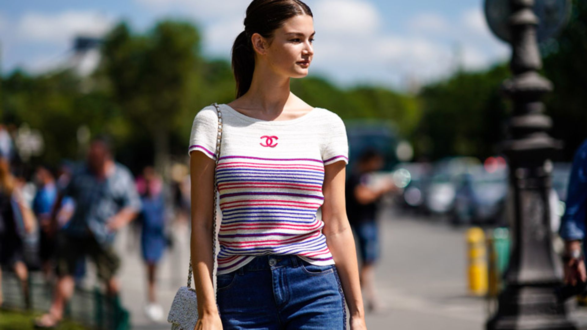 El verano es para llevar camiseta: 9 opciones tan estilosas como una blusa