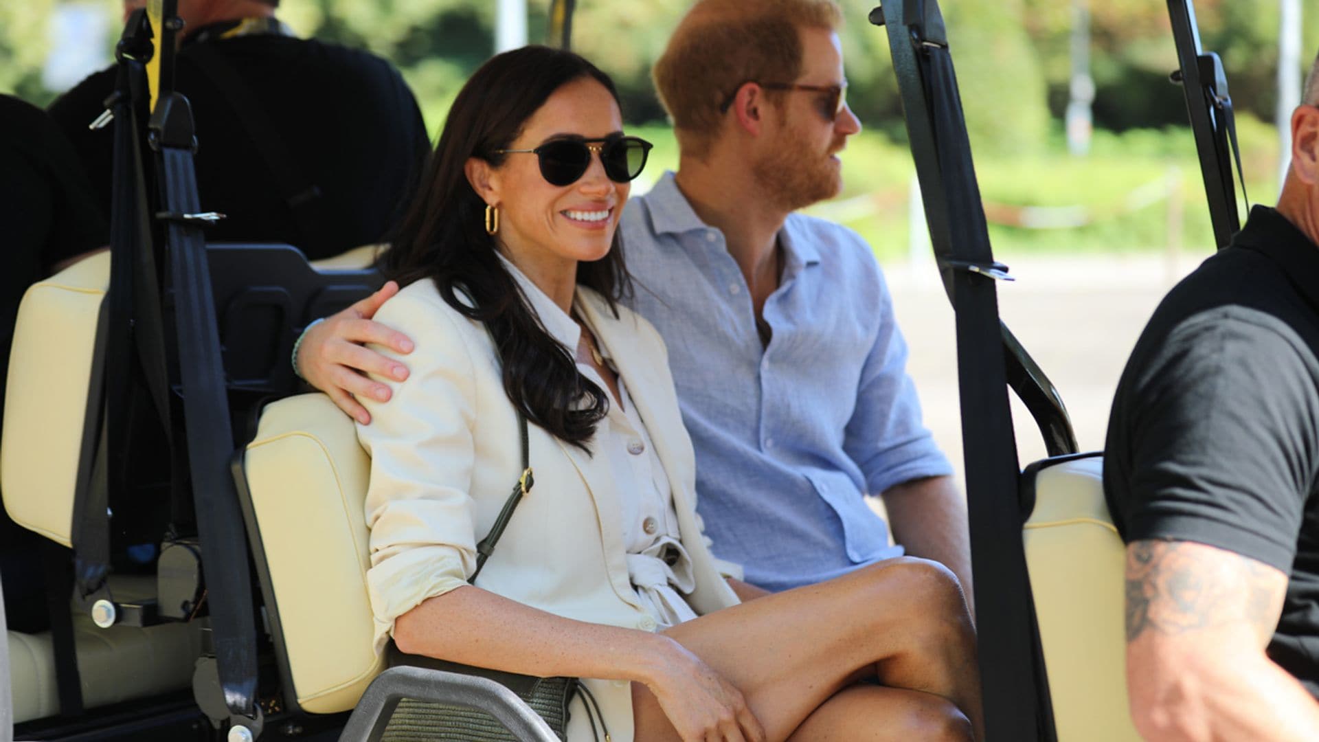 Los duques de Sussex y sus hijos, vacaciones prenavideñas bajo el sol de Costa Rica