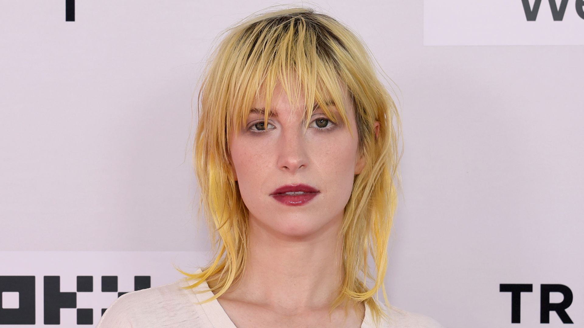 Hayley Williams, de Paramore, rompe el silencio sobre la muerte de su exesposo, Chad Gilbert