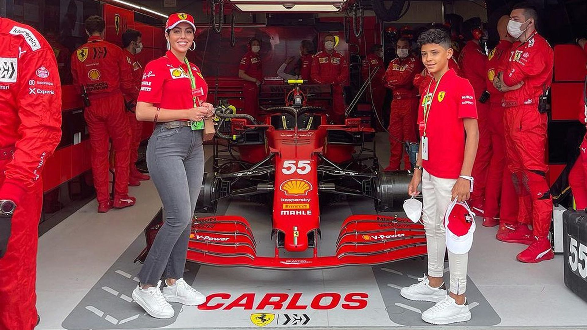 ¡A toda velocidad! Georgina y los niños disfrutan de unos días en Montecarlo con conexión española