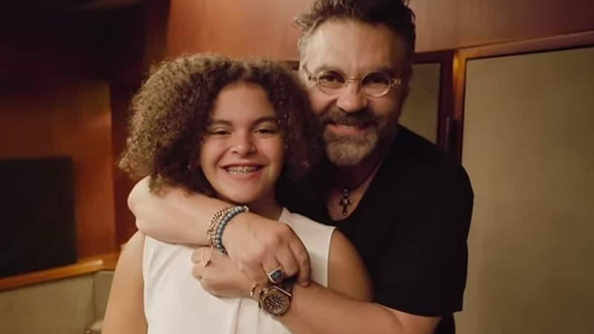 Mijares sobre la voz de su hija: 'Tiene un estilo combinado entre el de Lucero y el mío'