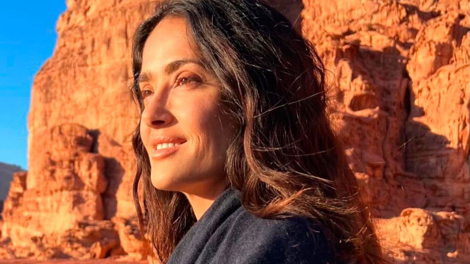 Salma Hayek y su romántico viaje con su esposo en Jordania