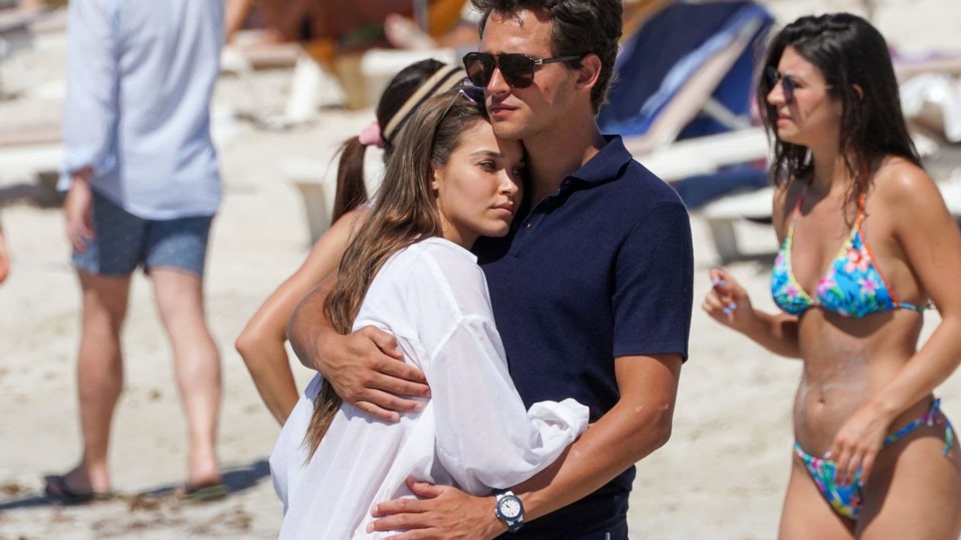 Pepe Barroso y Gara Arias, una pareja 'top' en Ibiza en su primer verano de amor