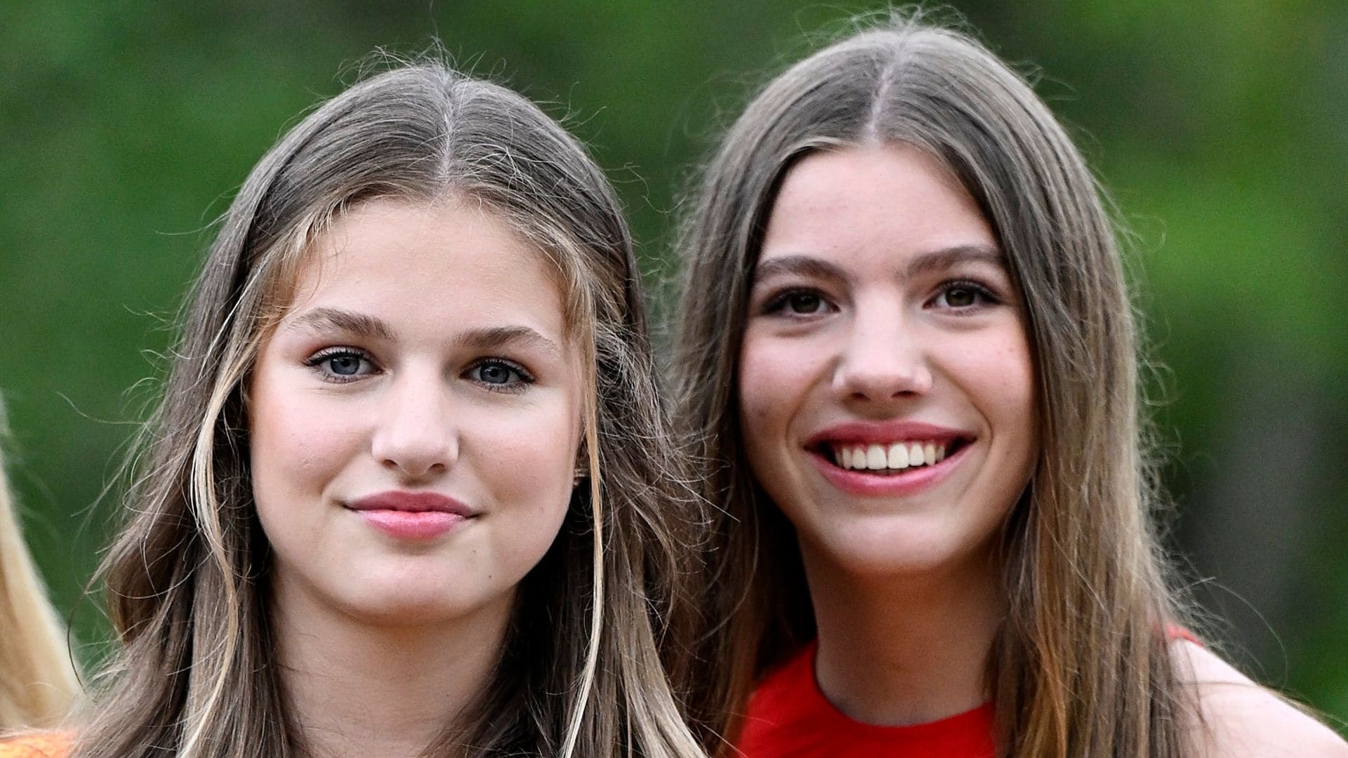 La princesa Leonor felicita desde República Dominicana a su hermana, la infanta Sofía, por su graduación