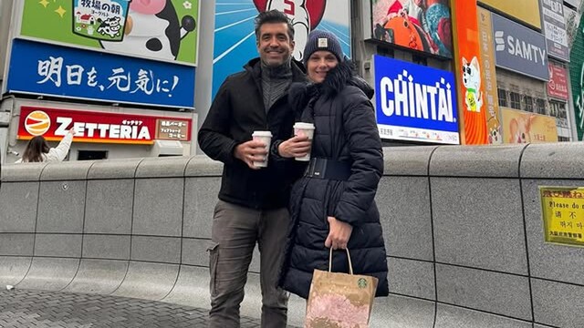 Ana Layevska y su esposo Rodrigo Moreira en Japón