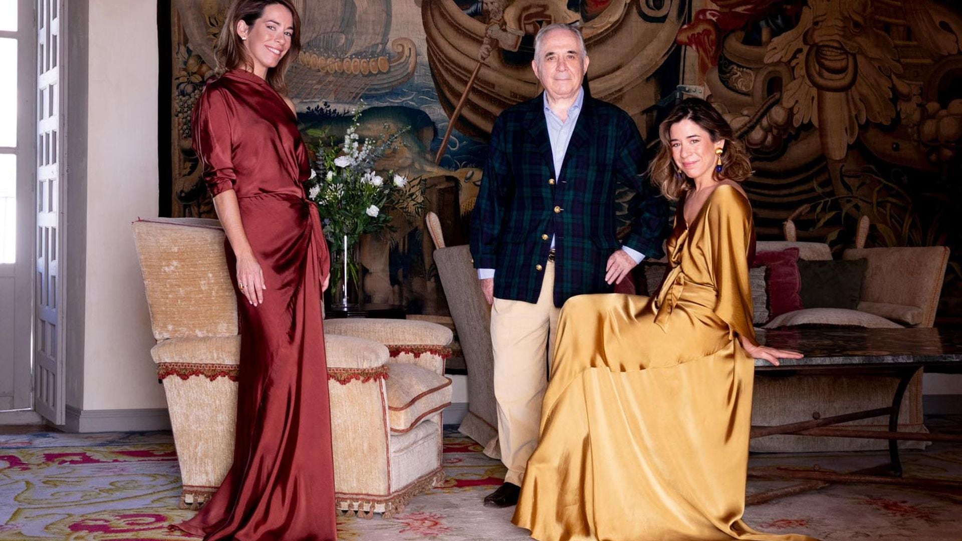 Alonso Moreno de la Cova y sus hijas Beatriz y Catalina nos abren las puertas de su Palacio de los Leones, una joya del siglo XVII que han tardado veinte años en rehabilitar