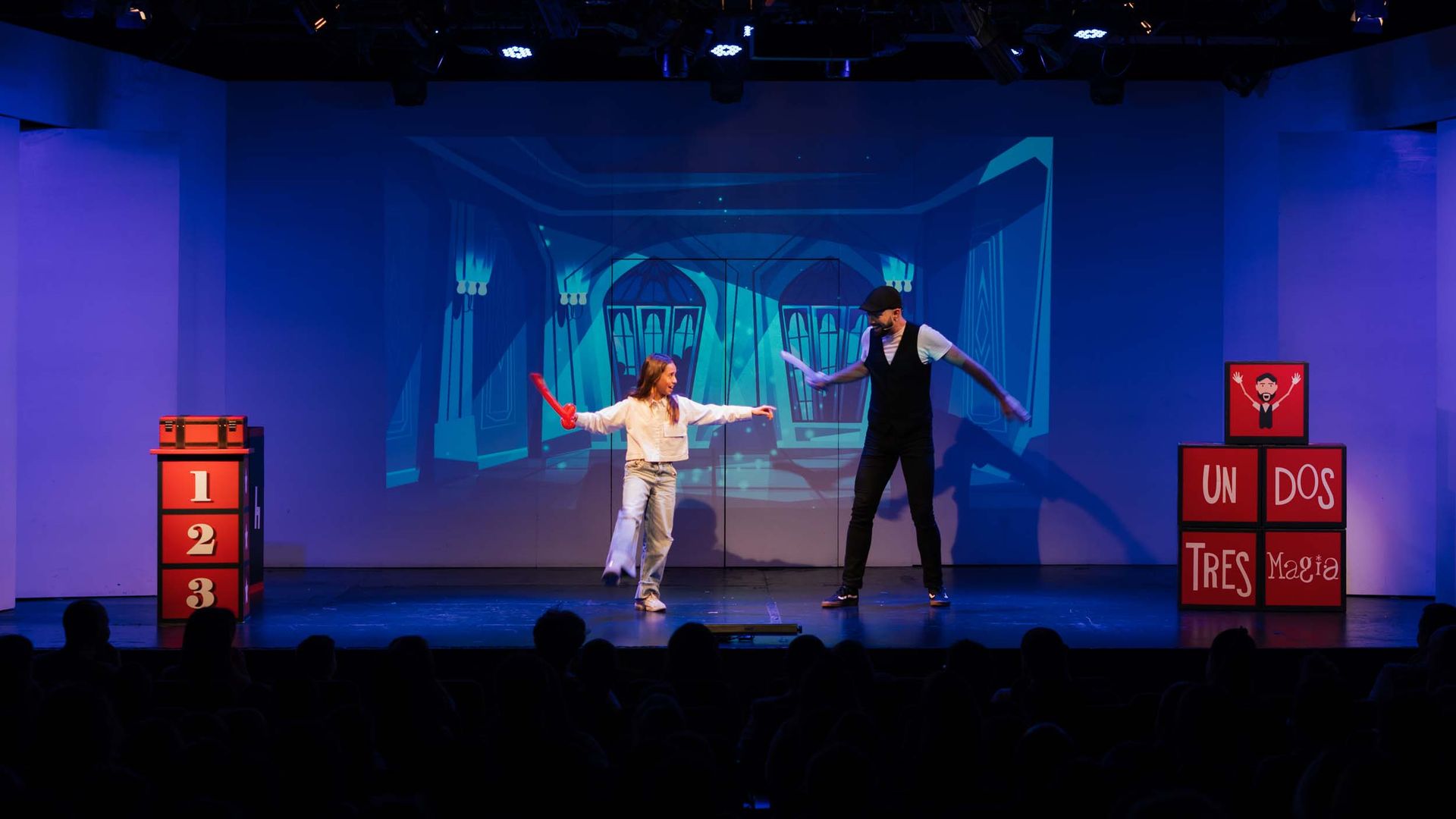 Espectáculo familiar 1, 2, 3... ¡Magia! - Javi Rufo, en el PEQUEÑO TEATRO GRAN VÍA