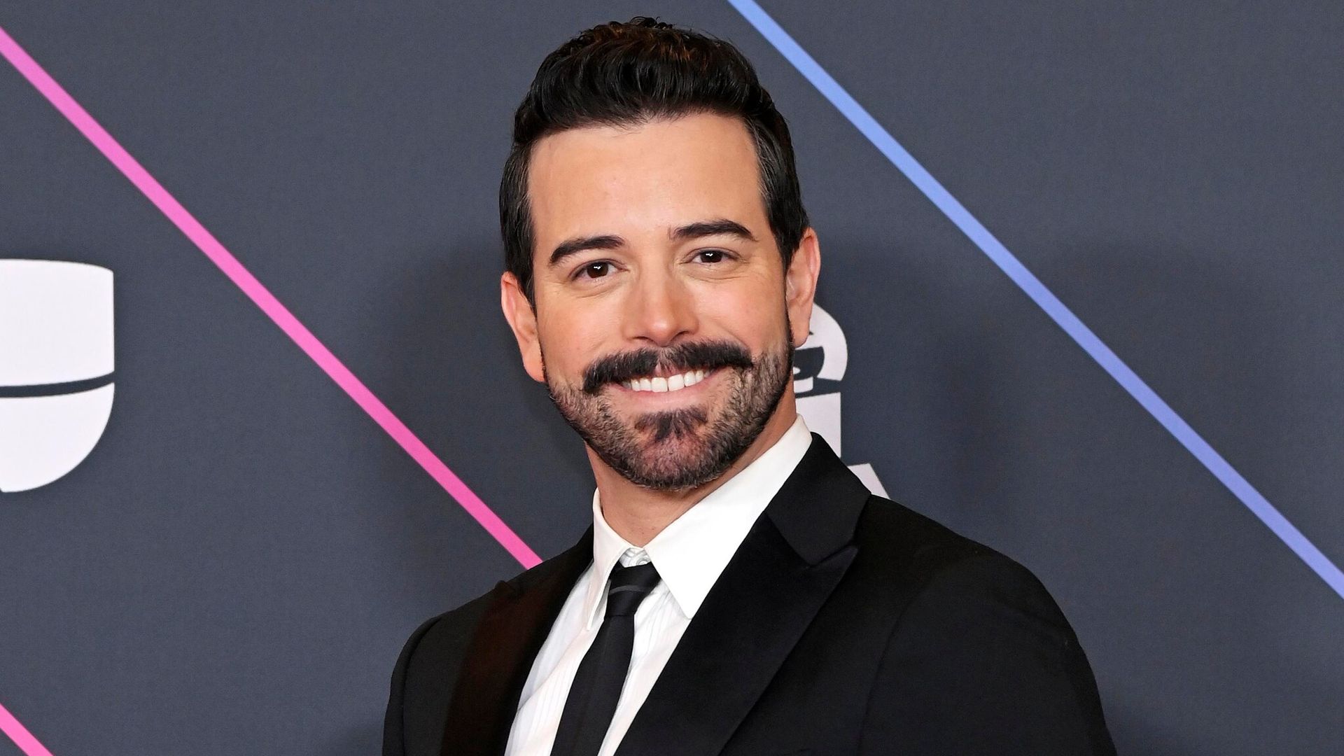 Mane de la Parra debuta como co-host en ‘Mira Quién Baila All Stars’