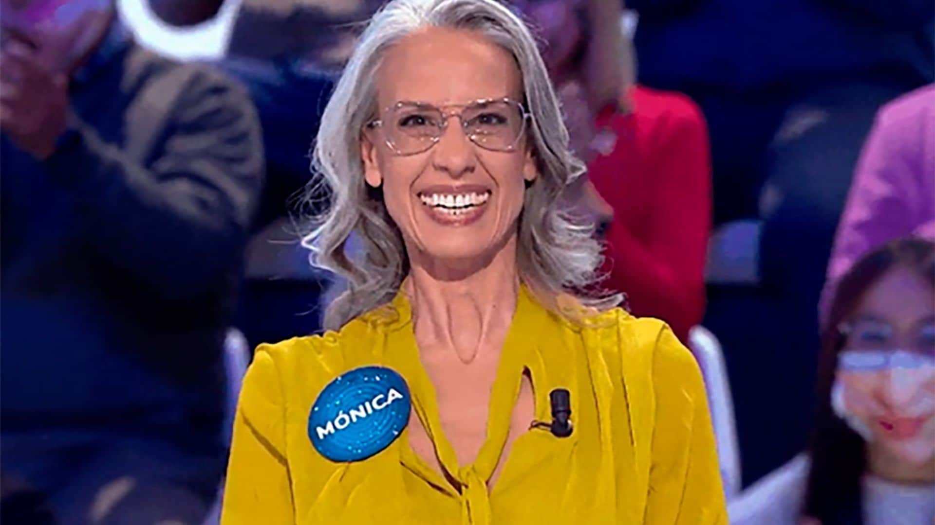 Mónica Aragón reaparece en televisión con un espectacular cambio de imagen