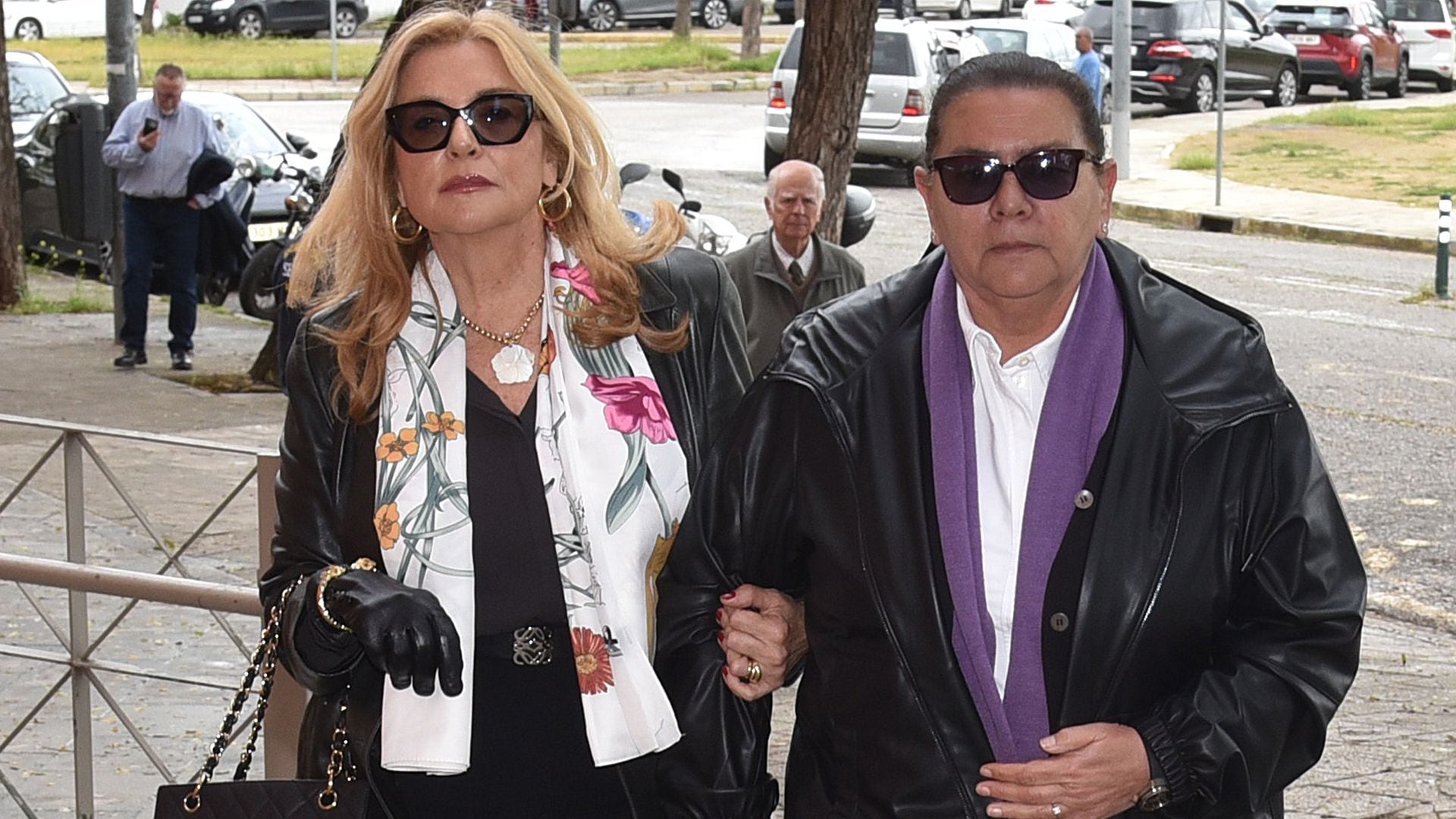 María del Monte e Inmaculada Casal en el funeral del prestigioso abogado Francisco Baena Bocanegra
