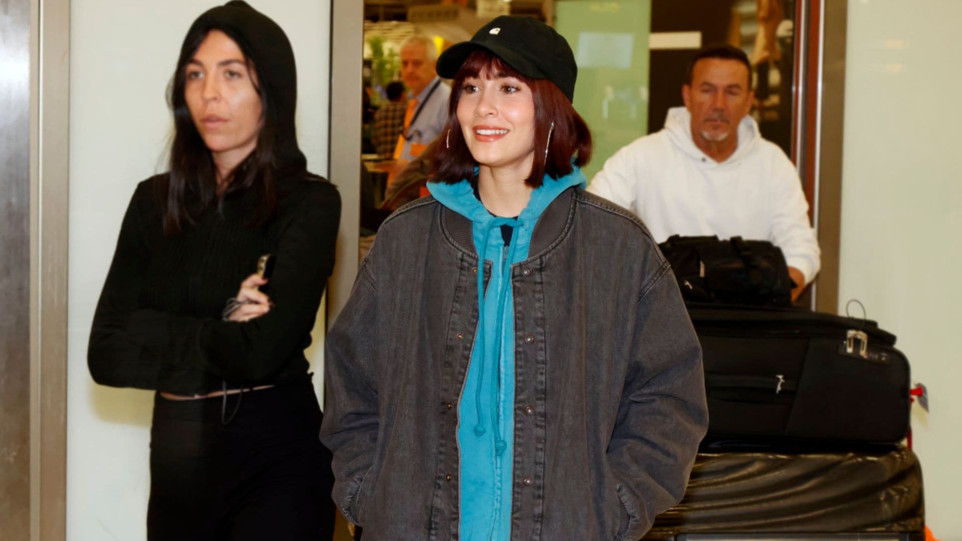 Aitana vuelve a España tras romper con Sebastián Yatra y responde tajante a los rumores
