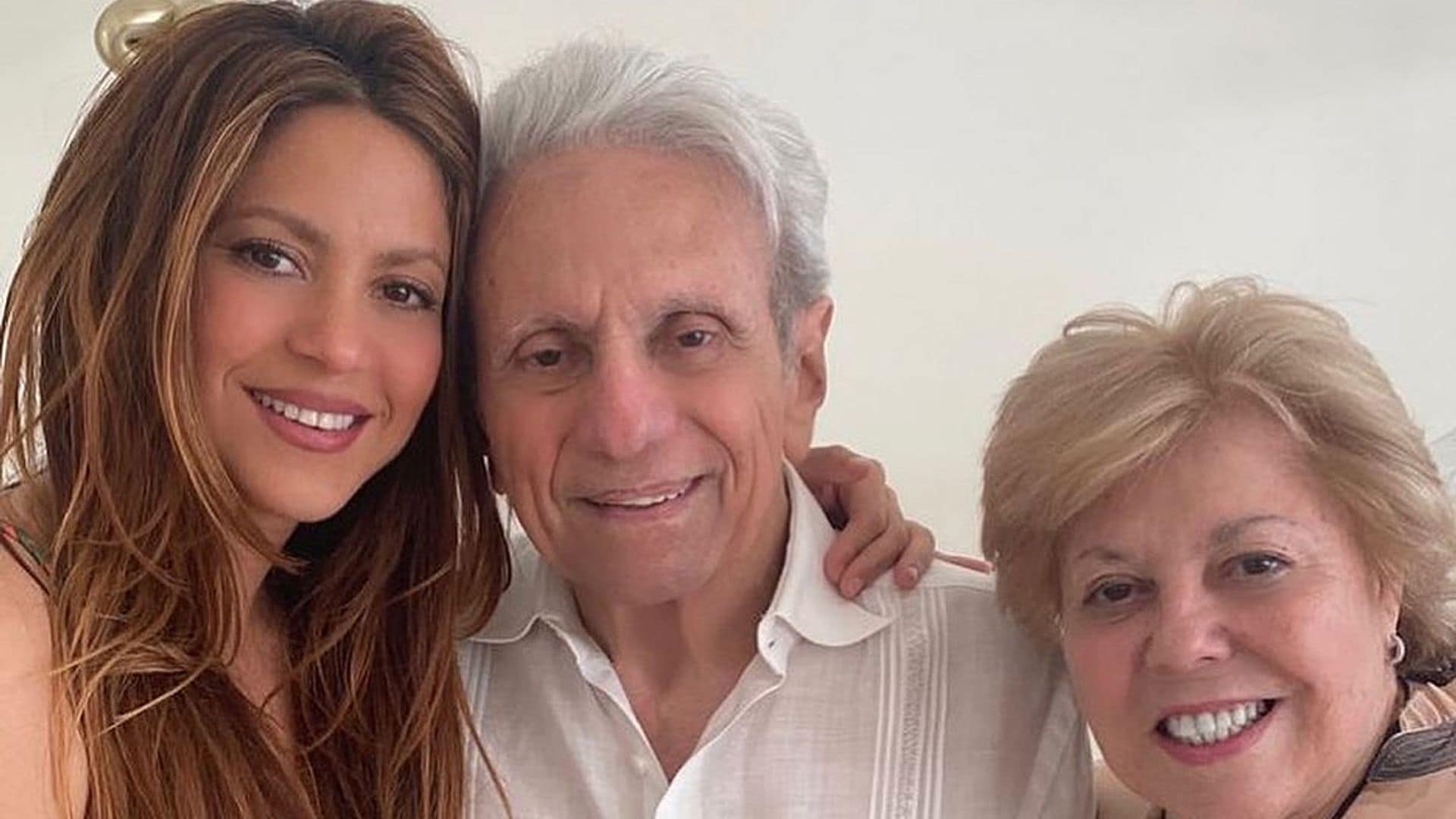 Shakira, preocupada por la salud de su padre que tendrá que pasar nuevamente por el quirófano