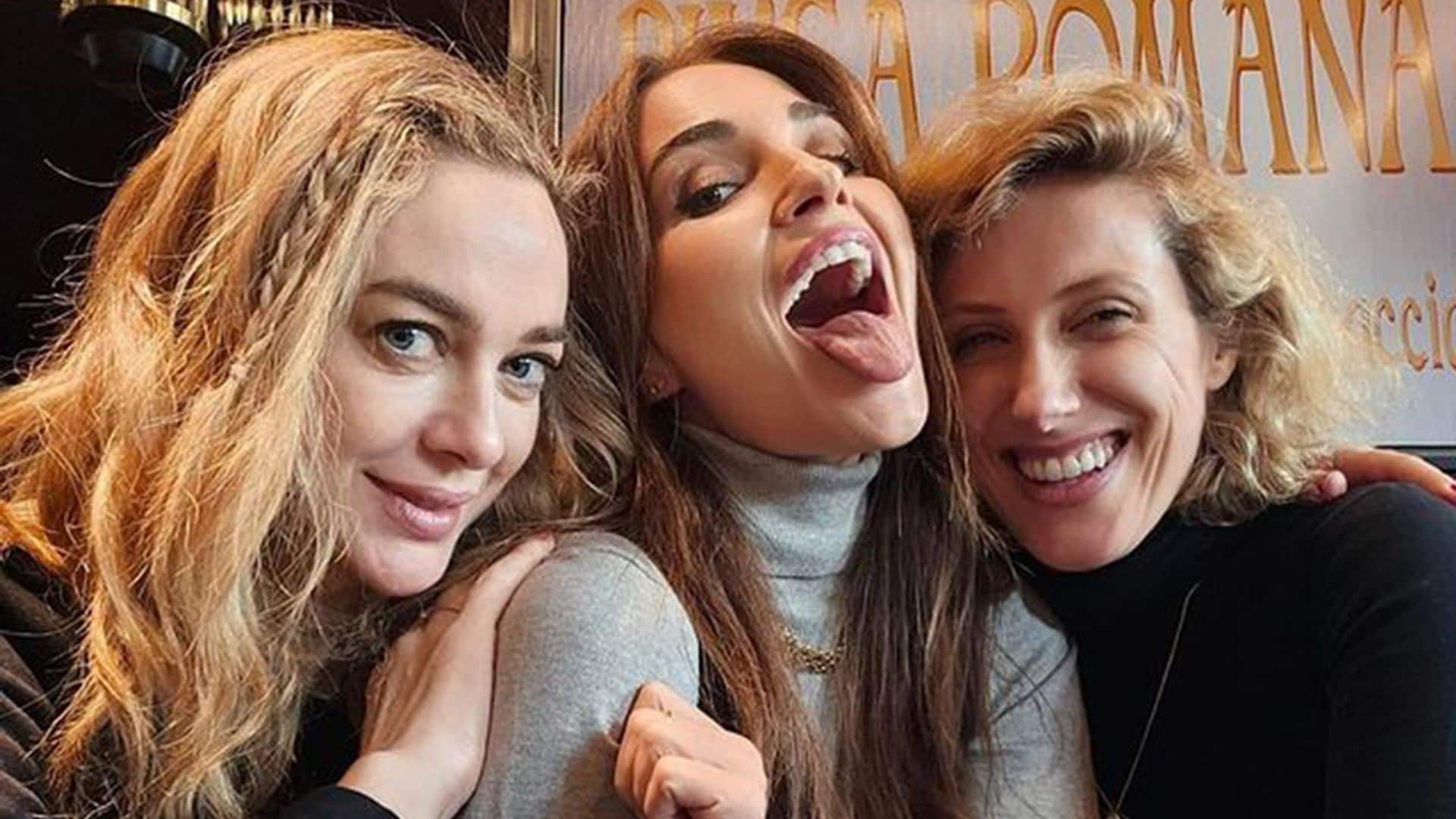 El divertido reencuentro de Paula Echevarría con sus 'chicas Velvet', Marta Hazas y Cecilia Freire