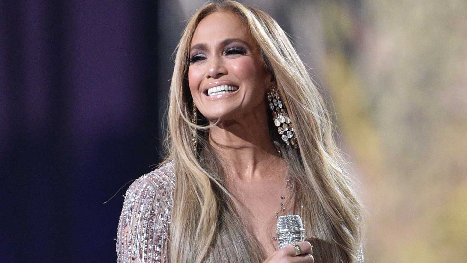 Primero fueron las citas y ahora....¡Jennifer Lopez y Ben Affleck 'comparten' escenario!