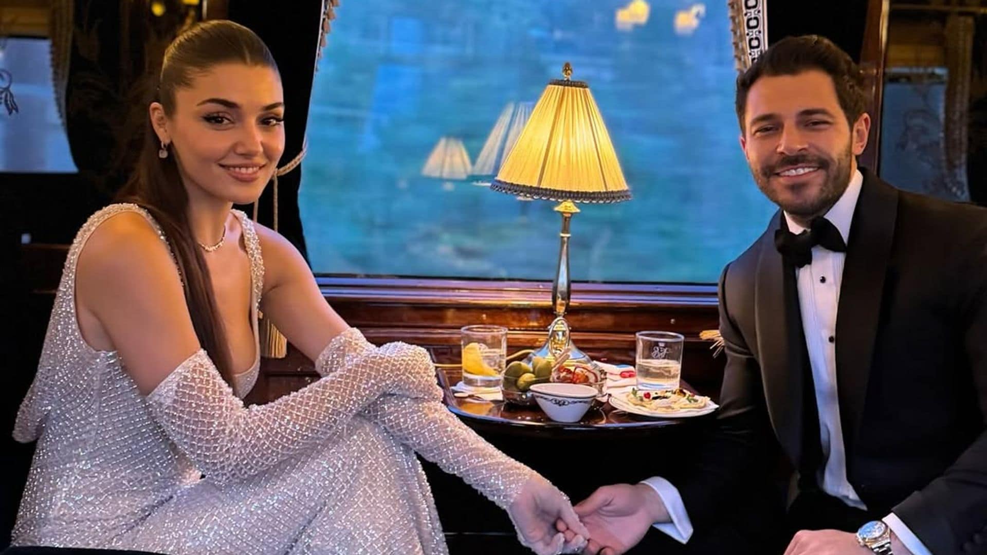 Hande Erçel, de 'Love is in the air', responde a los rumores de ruptura con Hakan Sabancı