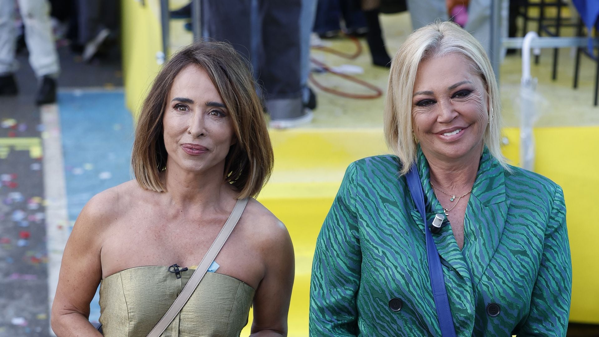 Así ha sido el estreno de 'La familia de la tele': de los detalles que han pasado desapercibidos a las presencias sorpresa