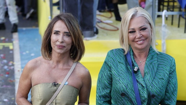 María Patiño y Belén Esteban en el estreno de 'La familia de la tele'