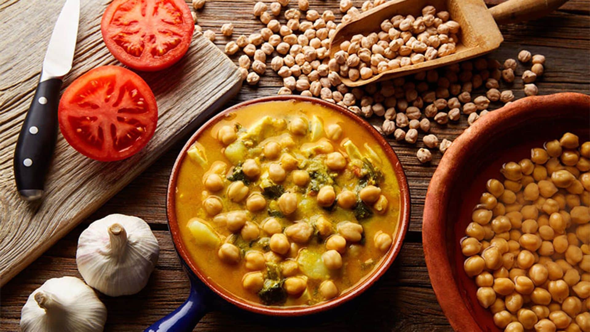 Potaje de garbanzos con patata y brócoli