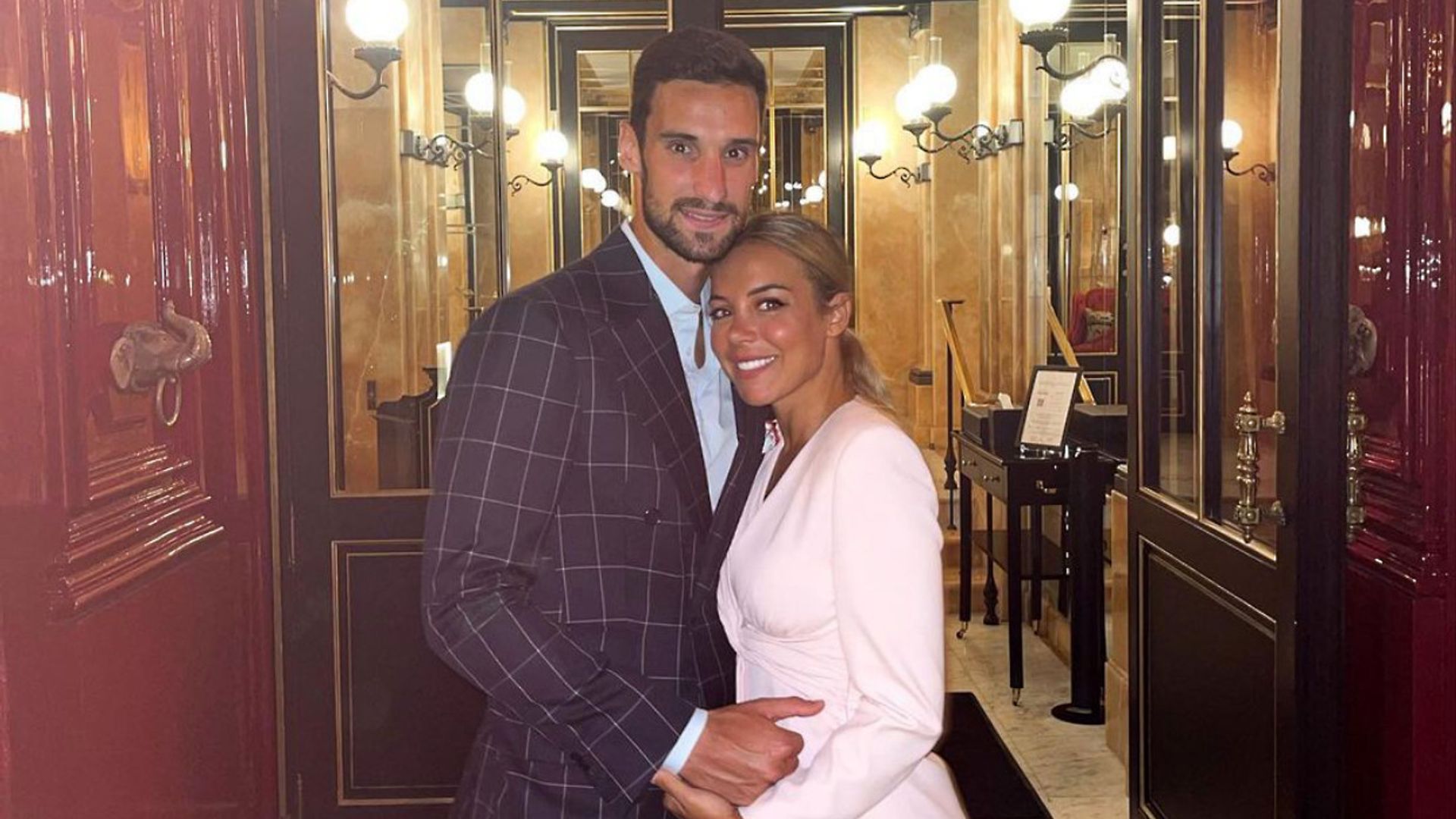 La cuñada de Sergio Rico escribe una conmovedora carta tras el accidente del futbolista