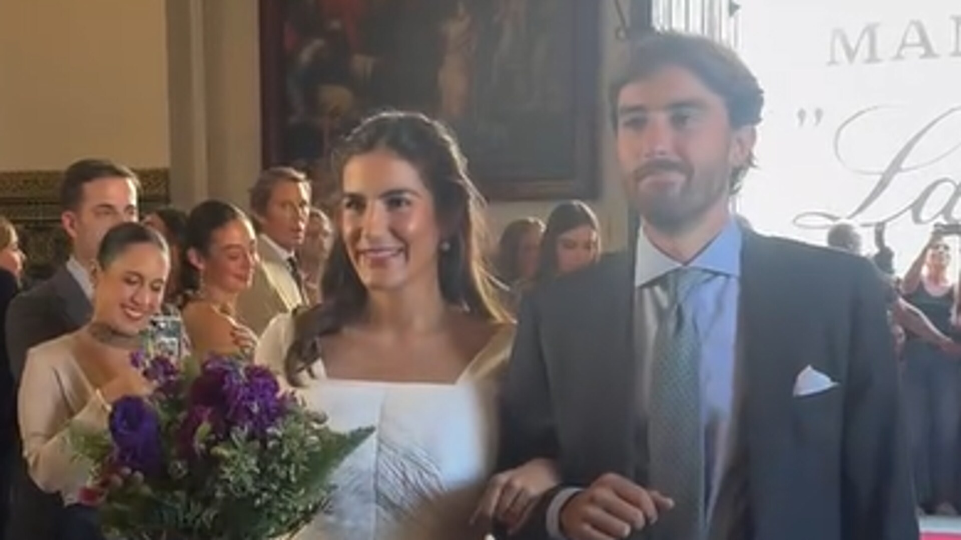 La esperada boda de Alberto Herrera y Blanca Llandres que ha unido a Mariló  Montero y Lourdes Montes en Sanlúcar de Barrameda