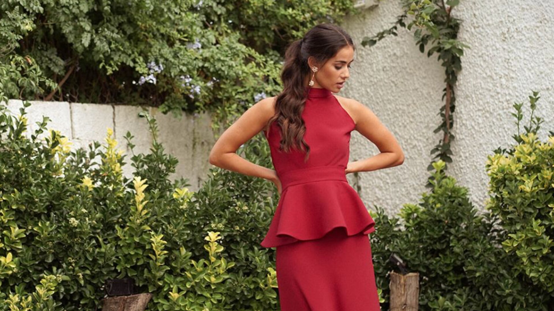 Vestidos de invitada de boda con volantes Ezelma