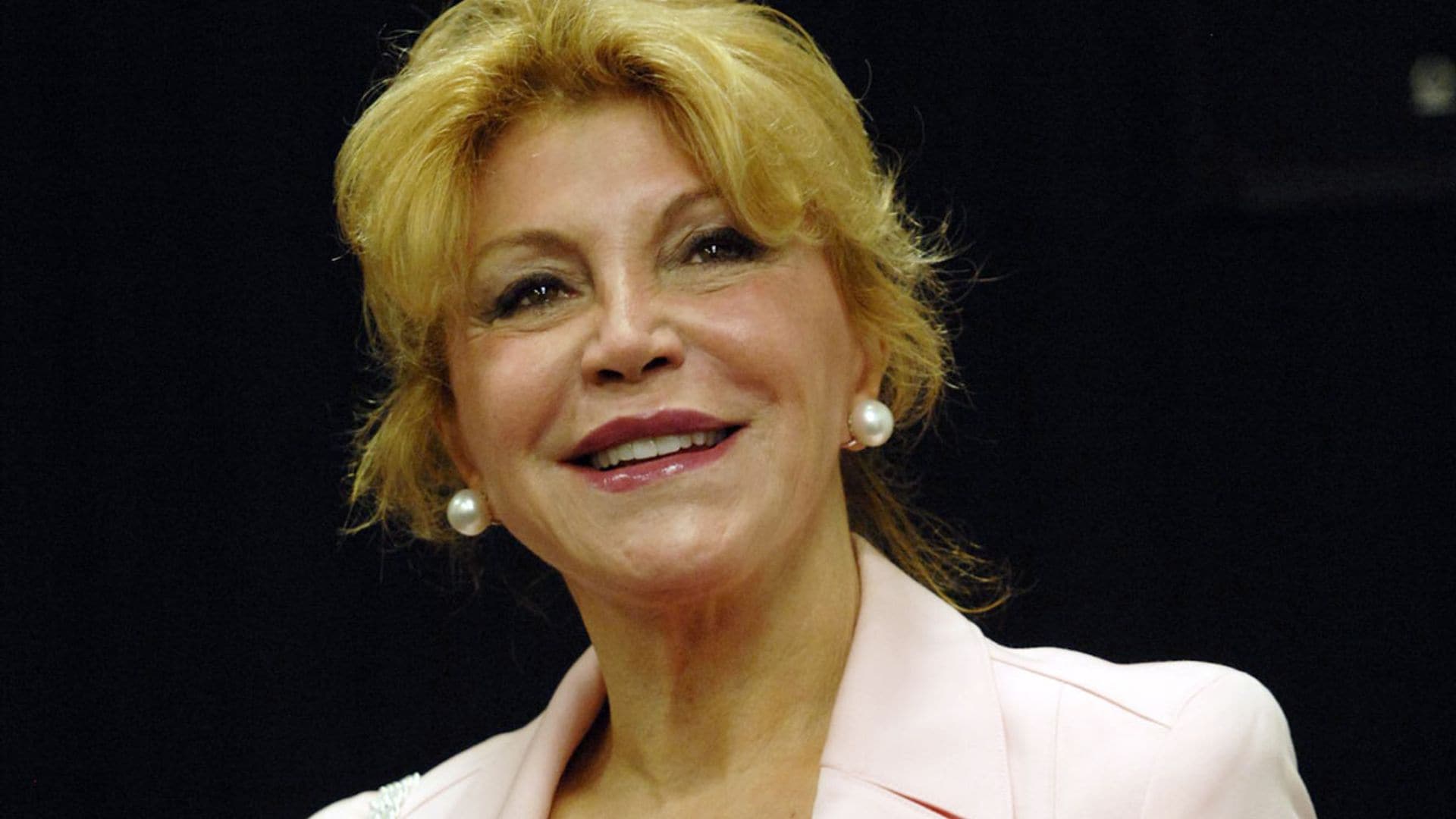 En ¡HOLA!, la baronesa Thyssen recuerda a su marido en el dieciocho aniversario de su muerte