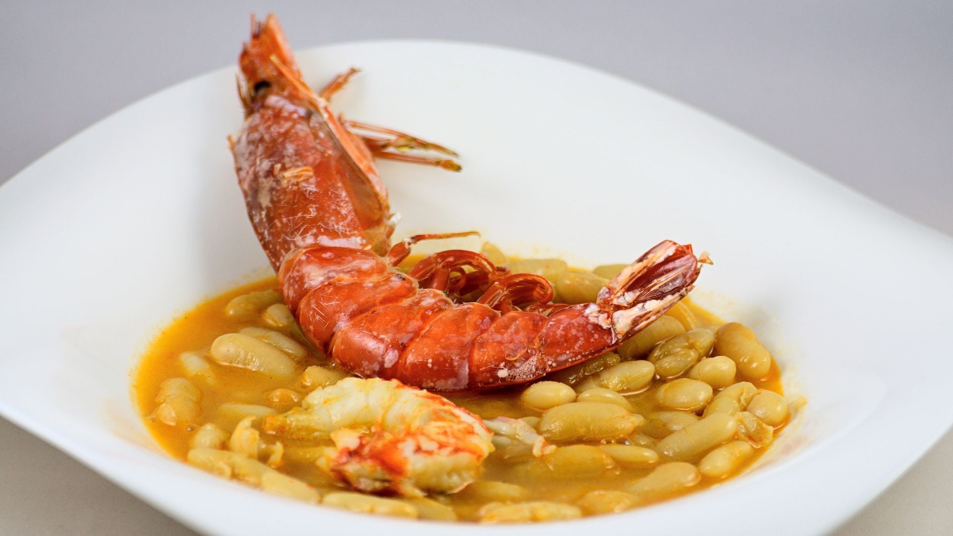 Fabes con carabineros