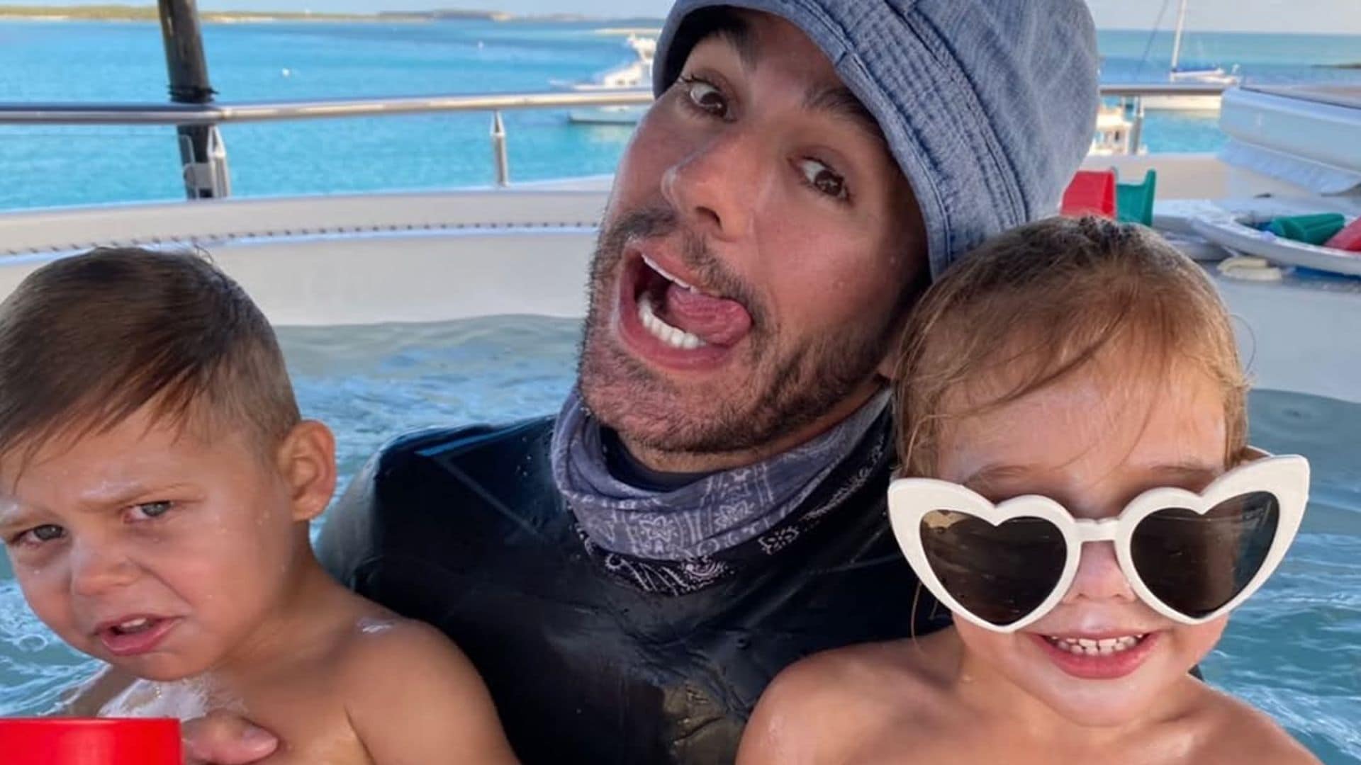 Enrique Iglesias con sus hijos Nicholas y Lucy