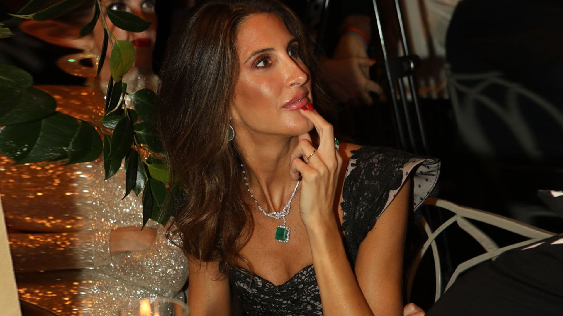 Inés Domecq, la más romántica en los Premios FASHION al Talento con un conjunto de tul y encaje al estilo 'Dolce Vita'