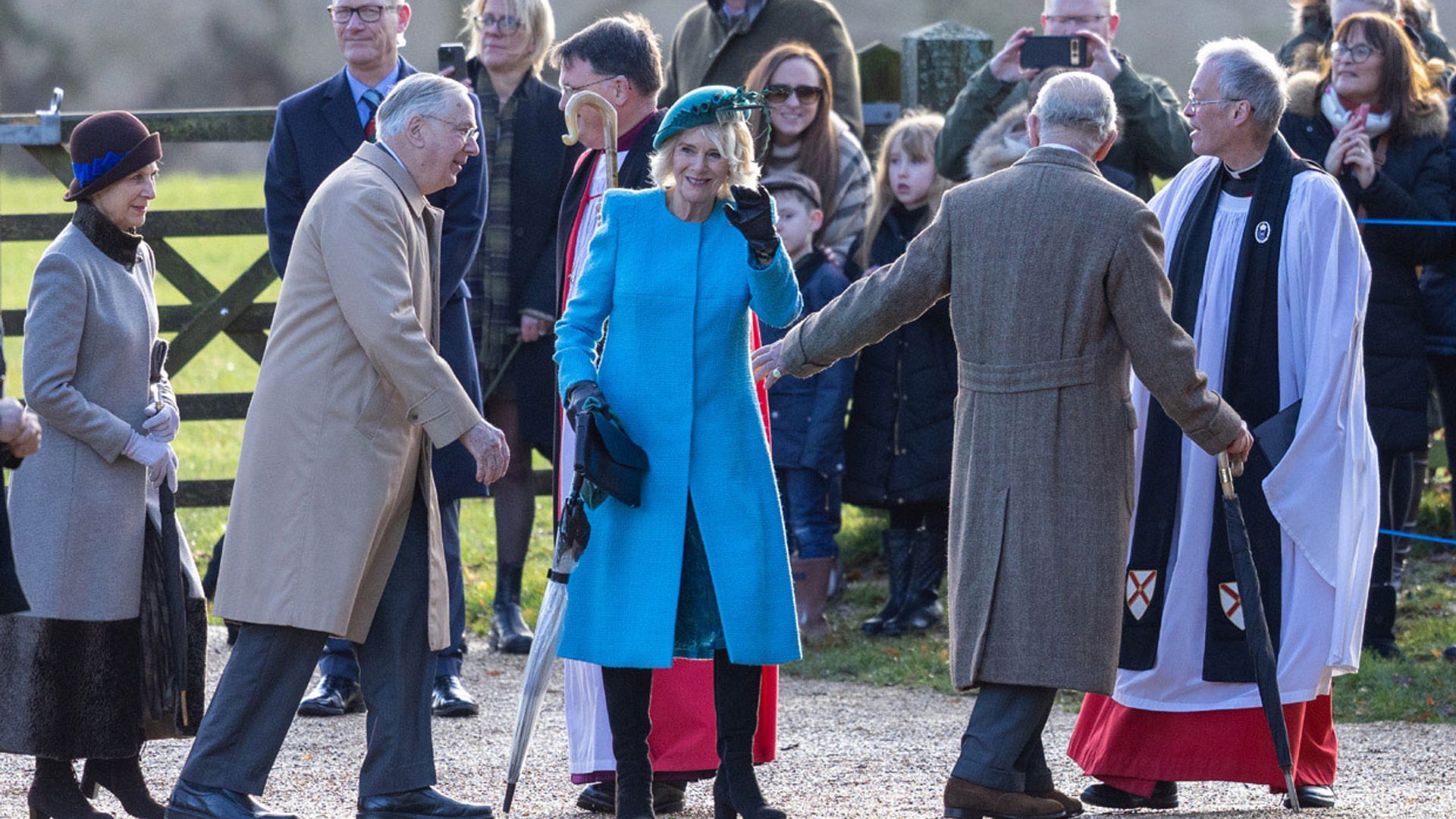 Los reyes Carlos y Camilla cierran el año de su coronación cumpliendo con la tradición