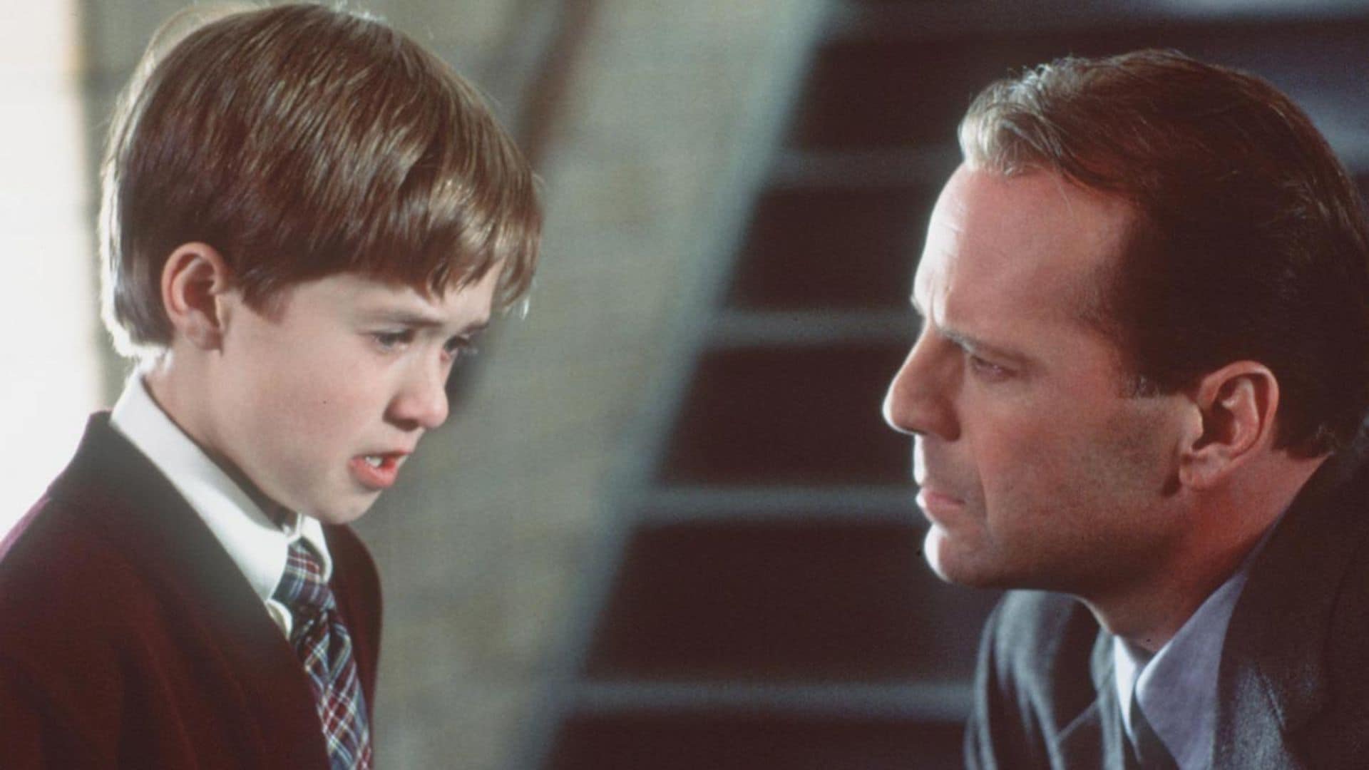 El conmovedor mensaje de Joel Osment a Bruce Willis, su compañero en 'El sexto sentido', tras su retirada
