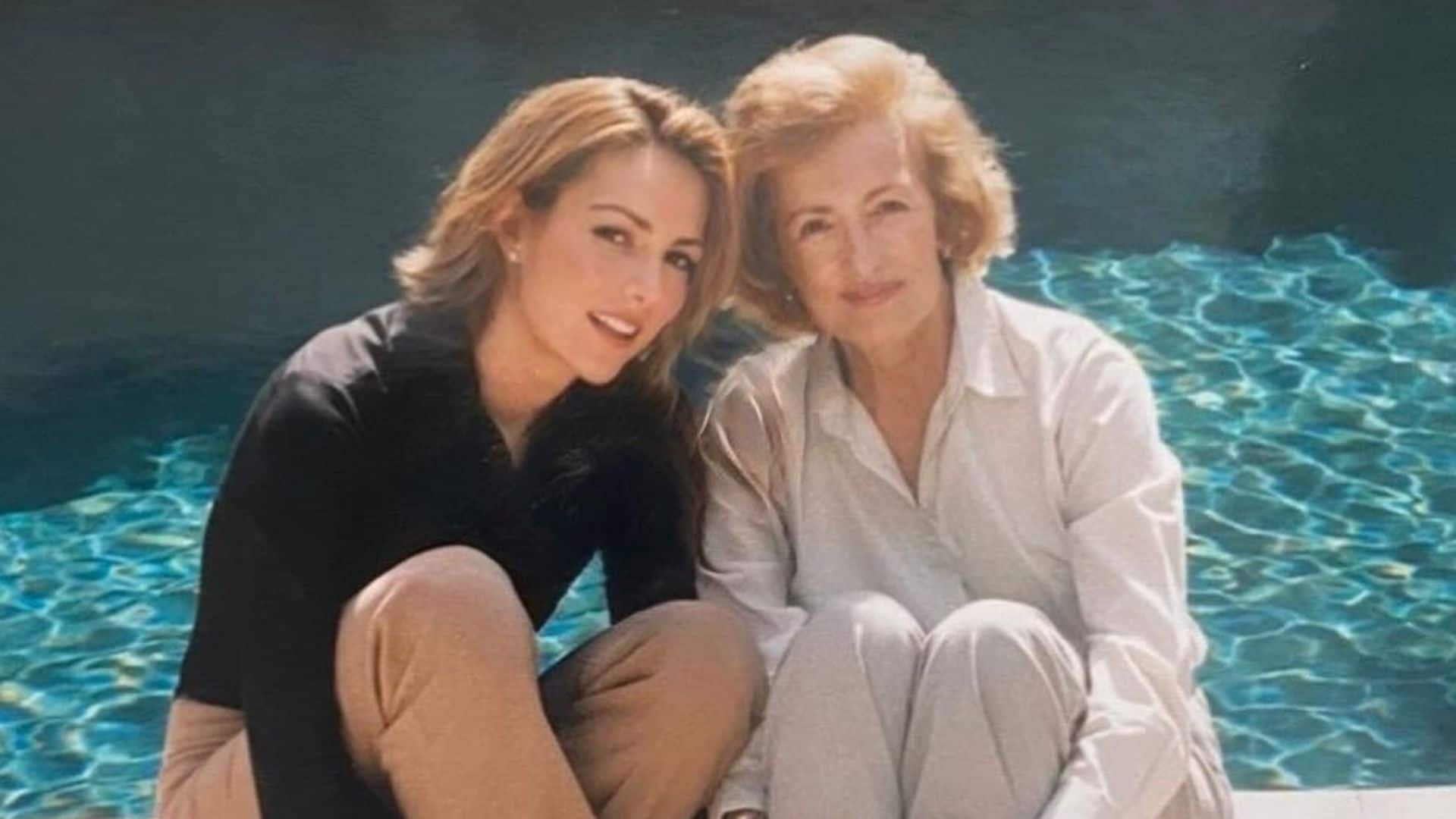 Adriana Abascal, destrozada, llora la muerte de su madre: 'Vivirás en mí'