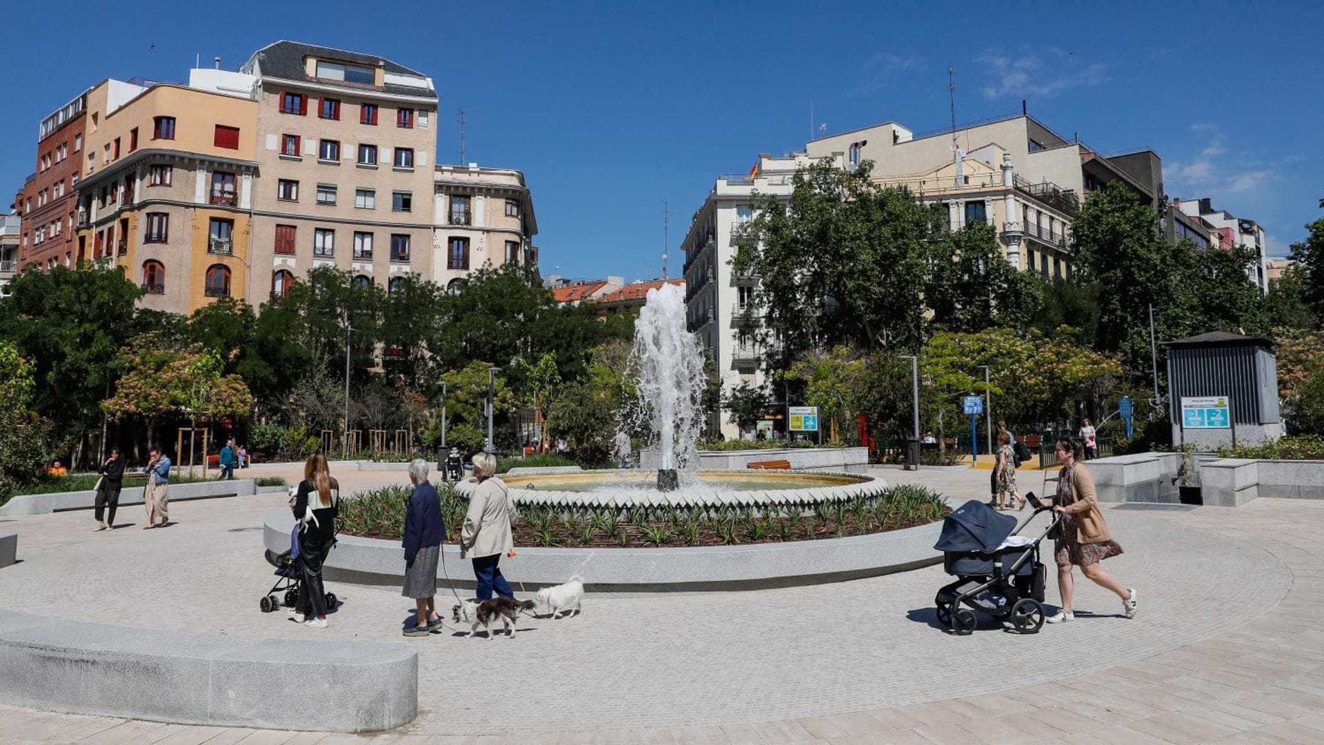 Panorámica de la Plaza de Olavide 2025
