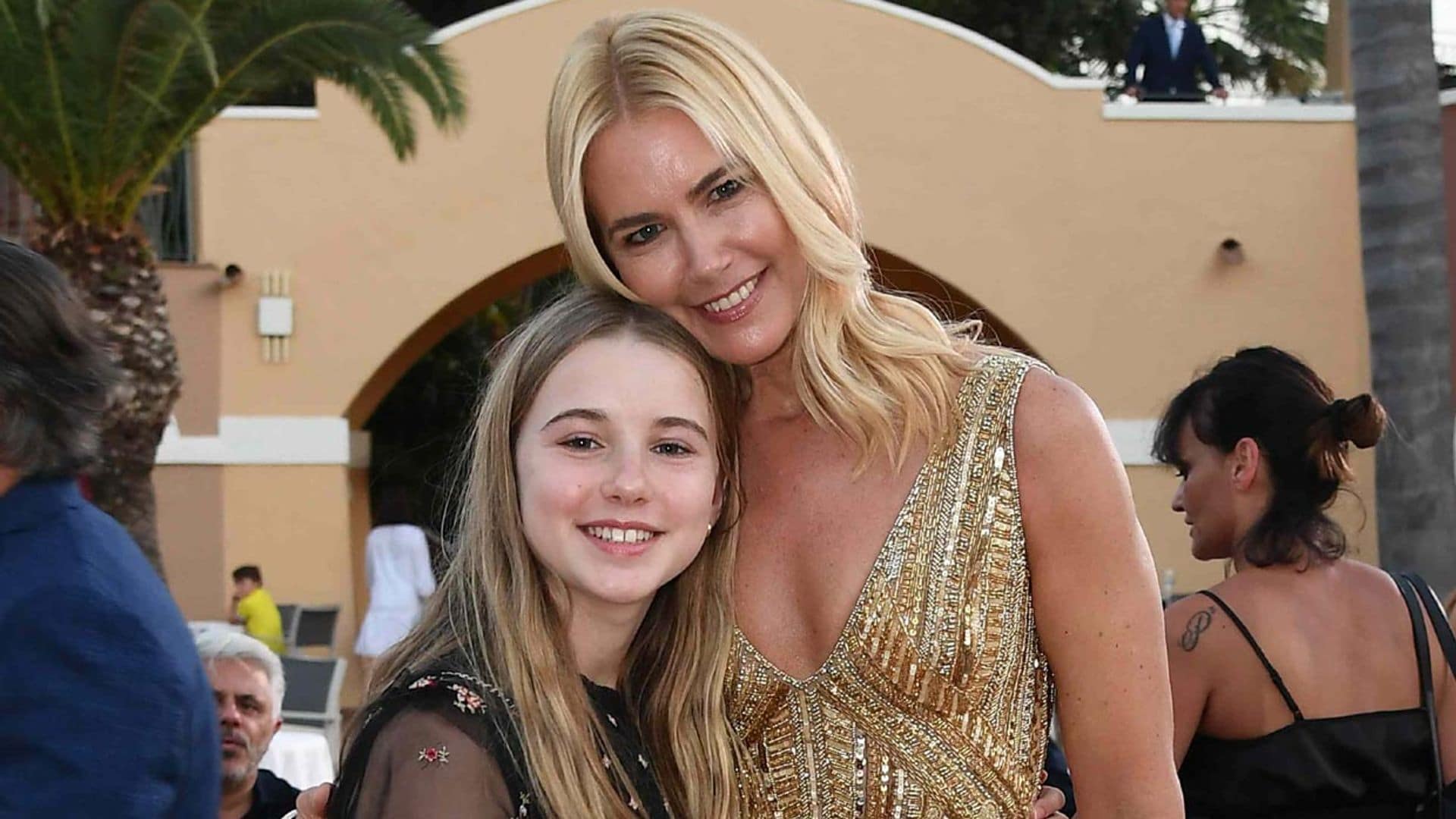 Valeria Mazza presume de su hija Taína, una 'peque' con mucho estilo a sus doce años