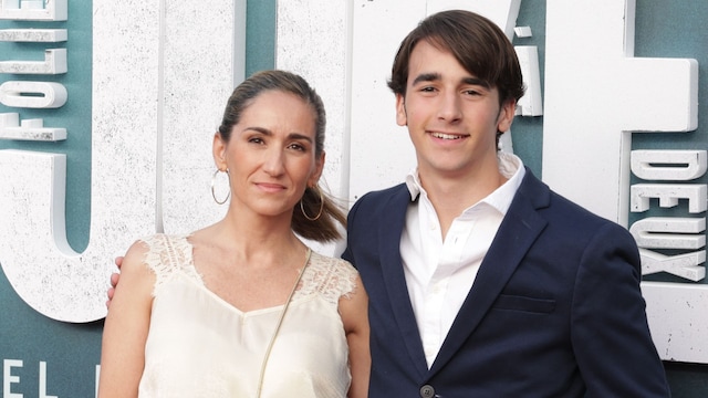 Alejandra Martos con su hijo Carlos en el estreno de la película Joker: Folie à Deux en Madrid, 24 de septiembre de 2024