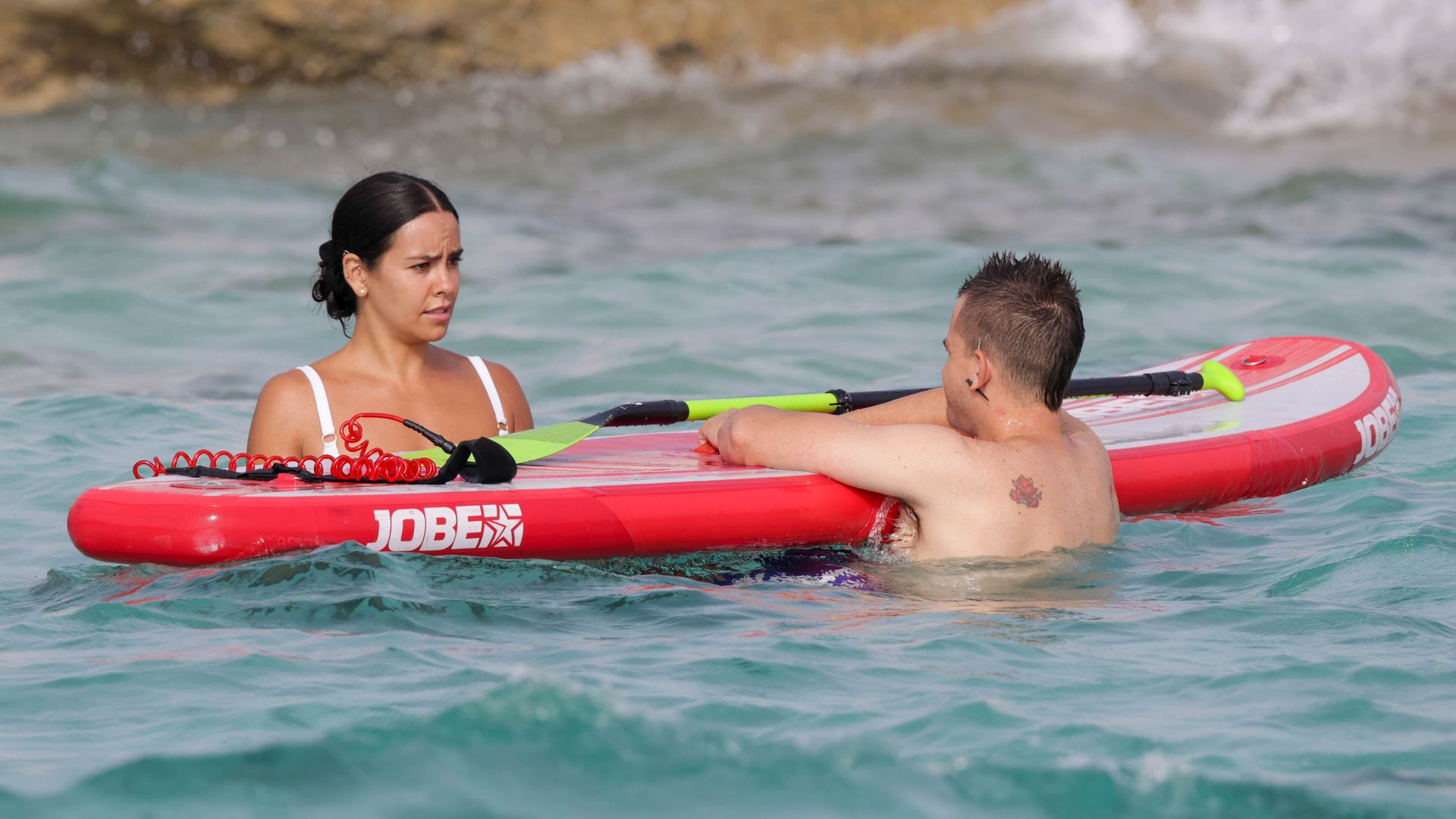 Cristina Pedroche y Dabiz Muñoz en el mar