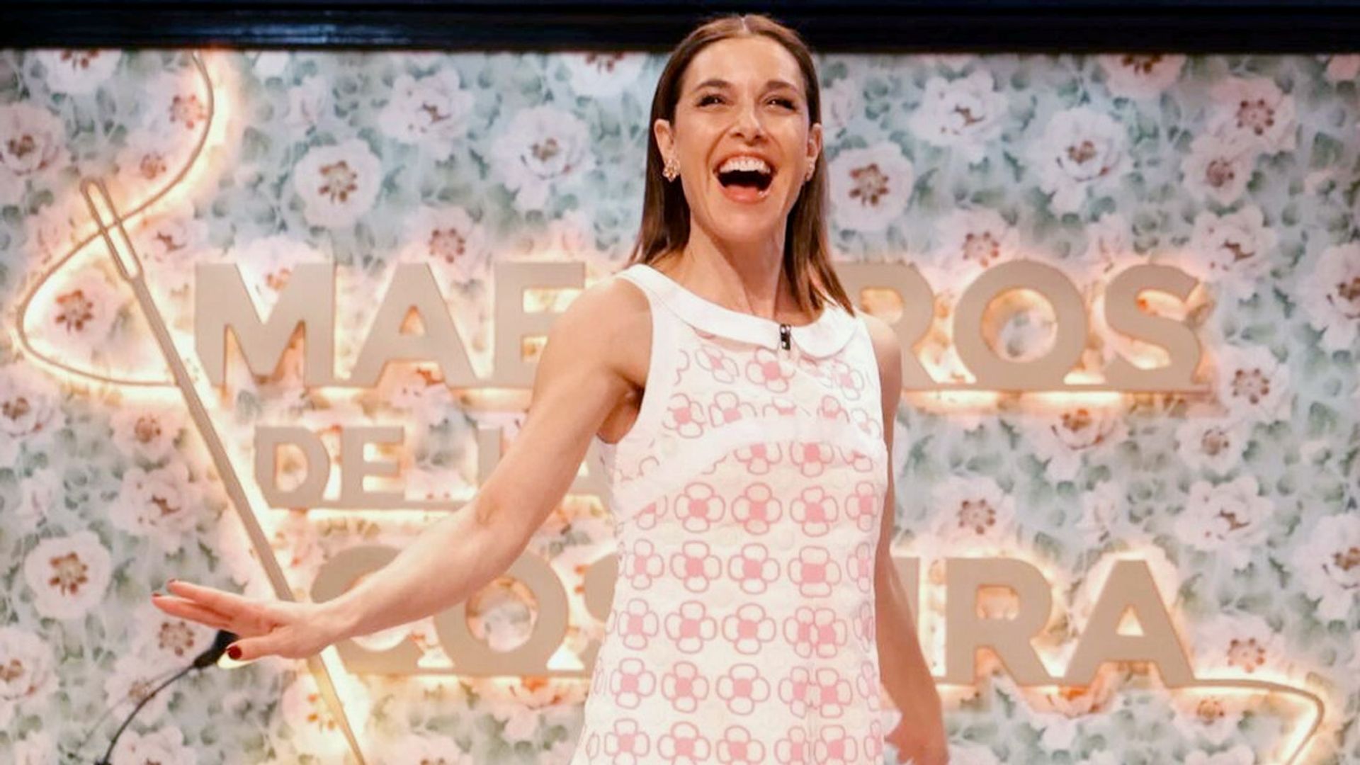 El momentazo de Raquel Sánchez Silva luciendo el vestido con el que Massiel ganó Eurovisión hace 56 años