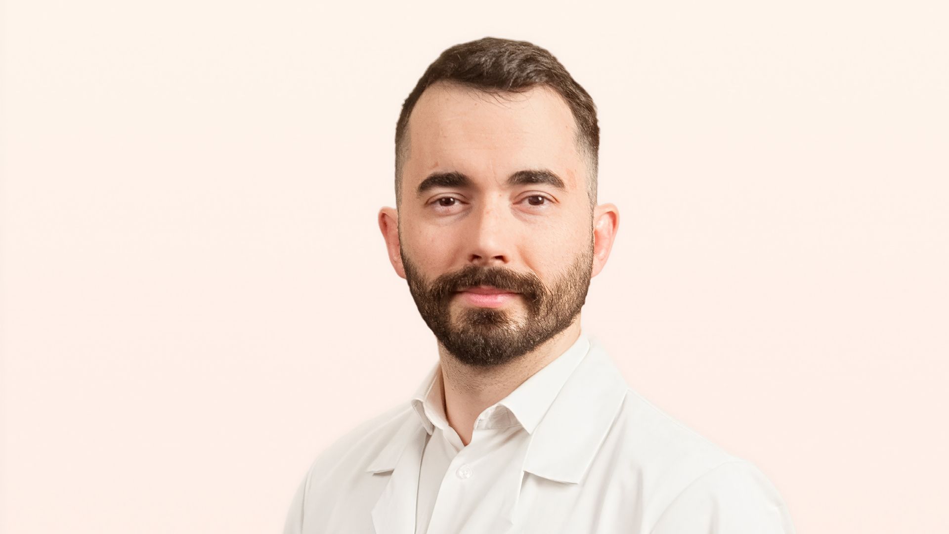 Dr. Nicolás Umpiérrez, médico experto en obesidad de Yazen
