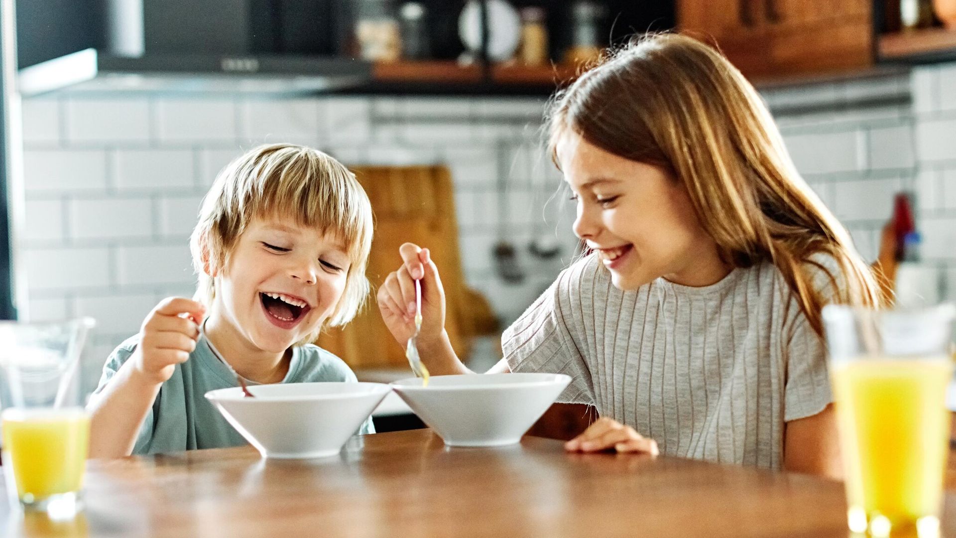 Así es cómo debe desayunar un niño