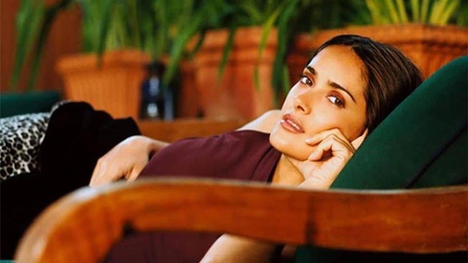 Salma Hayek muestra con orgullo las fotos de la ‘primera casa que se pudo comprar’
