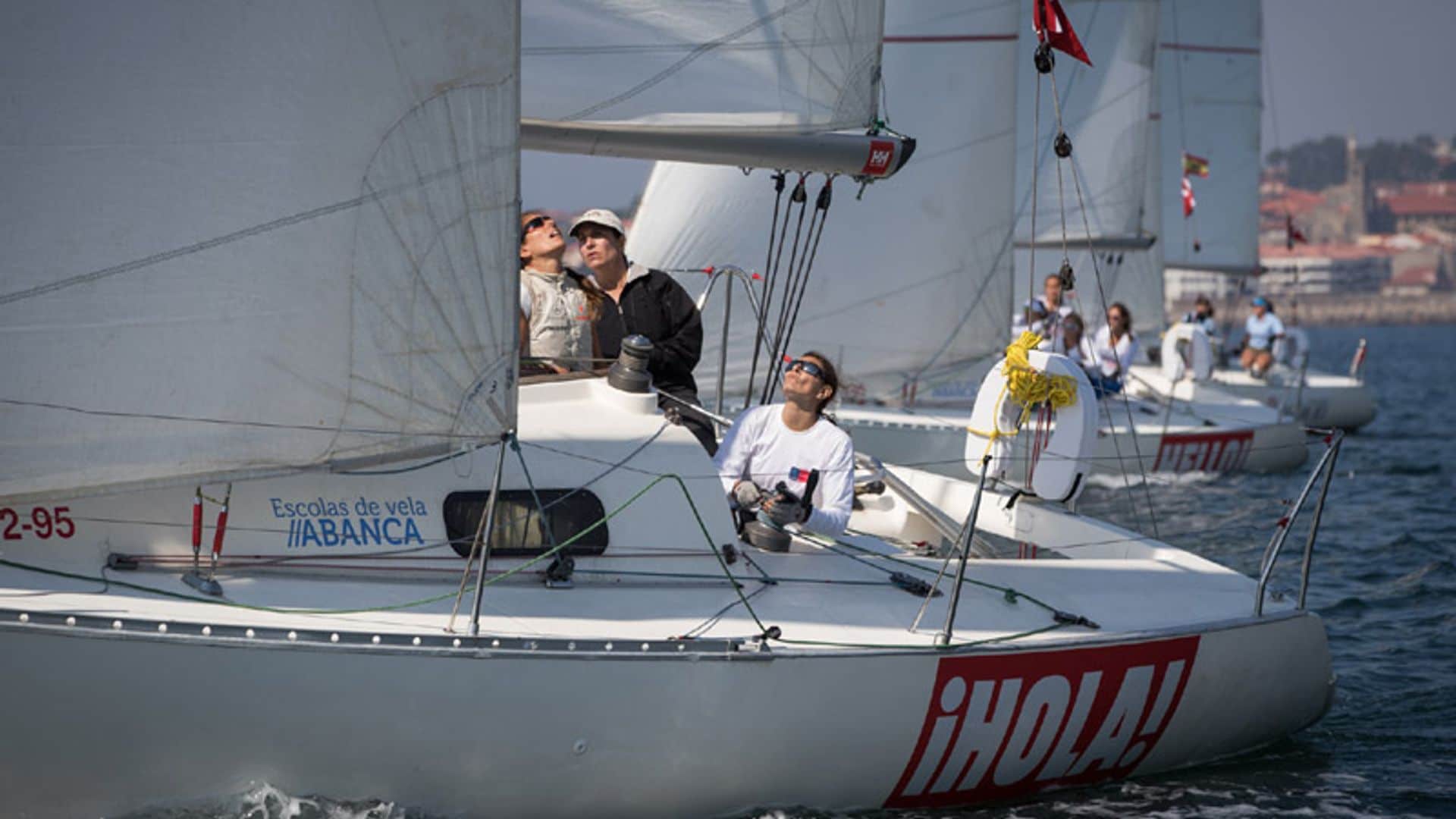 La tripulación ¡HOLA! gana el primer puesto en la regata ¡HOLA! Ladies Cup, en la que estuvo presente el rey Juan Carlos