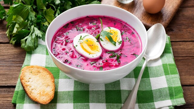 Sopa fría de remolacha