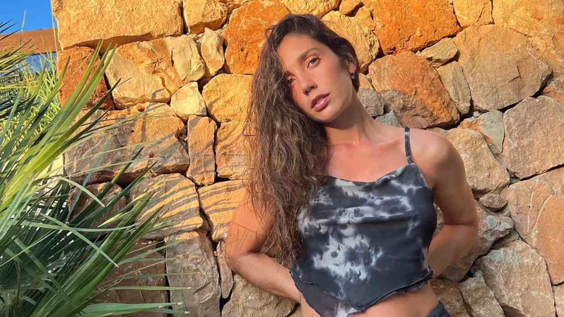 Celia Pedraza luce tripita de embarazada del hijo que espera con Miguel Herrán