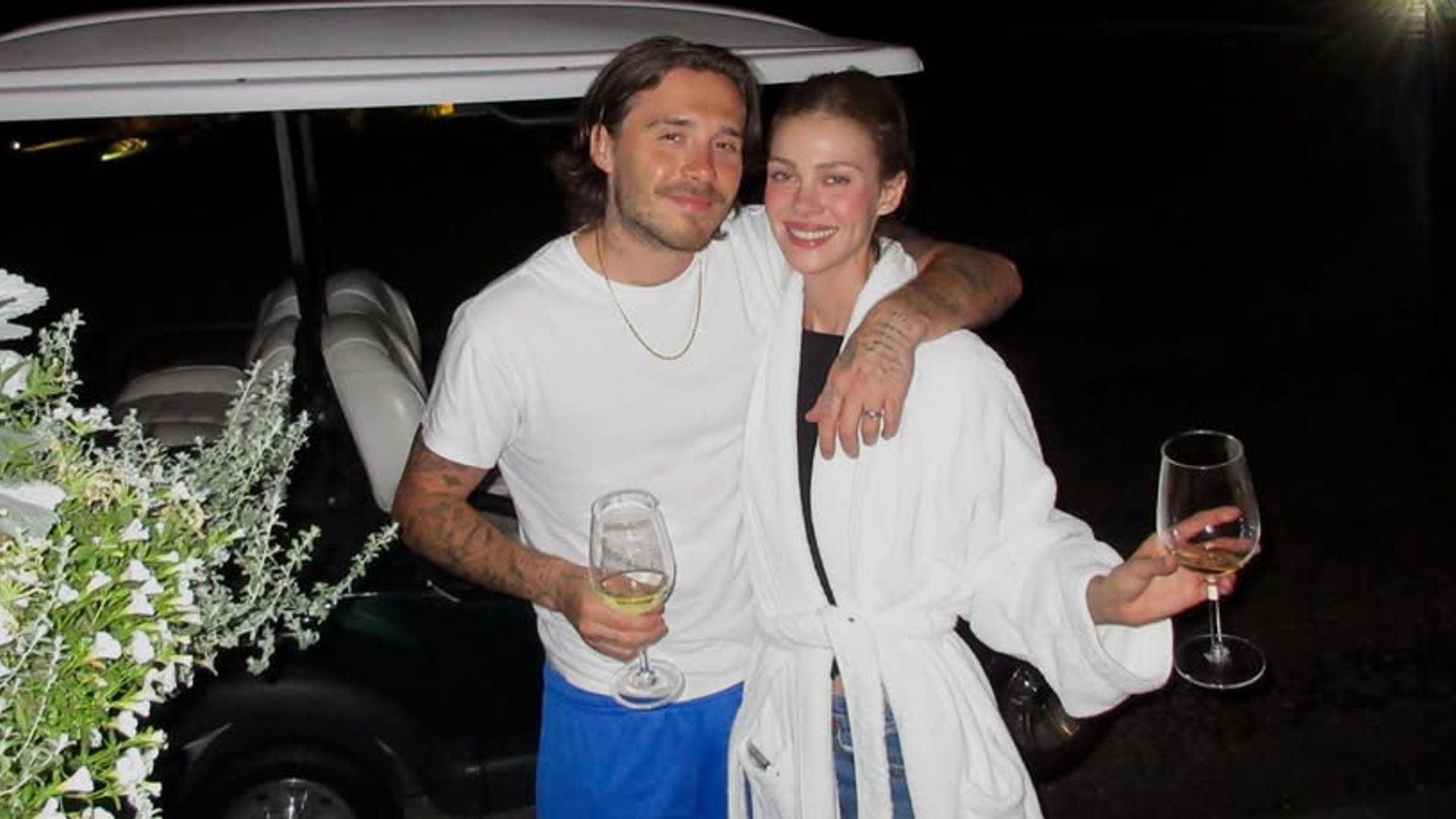 Boorklyn Beckham y su esposa Nicola Peltz celebraron su aniversario de bodas.