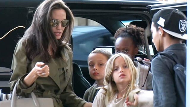 angelina hijos cordon1