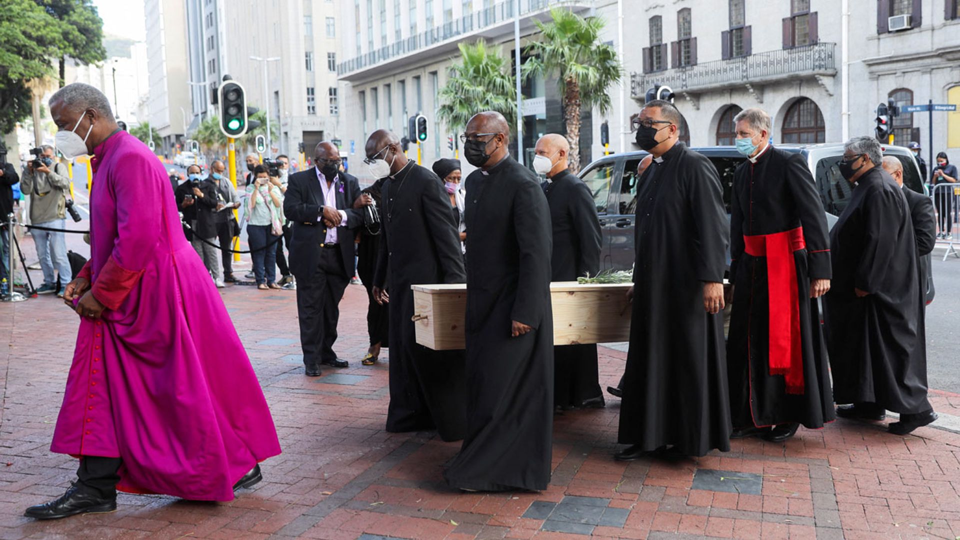 Multitudinario último adiós a Desmond Tutu, el arzobispo que ayudó a acabar con el ‘Apartheid’