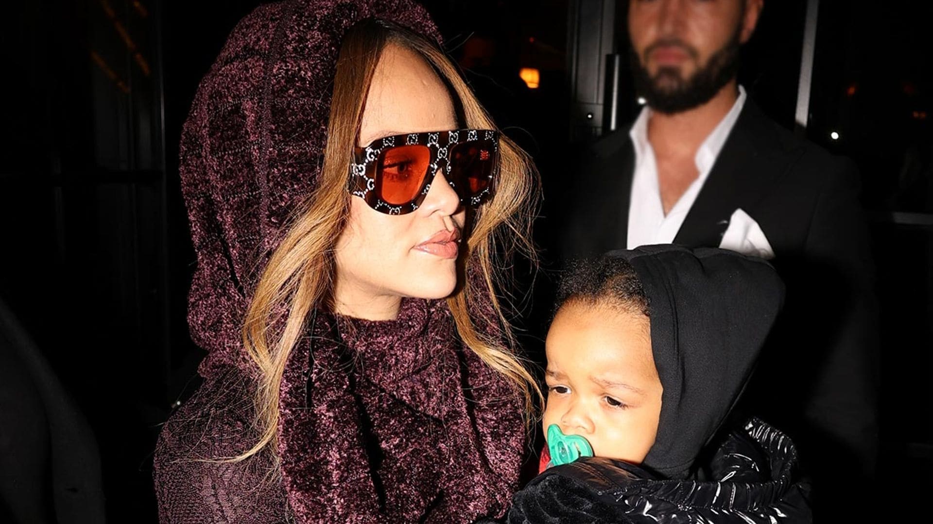 Las imágenes más entrañables e inusuales de Rihanna y A$AP Rocky con sus dos hijos